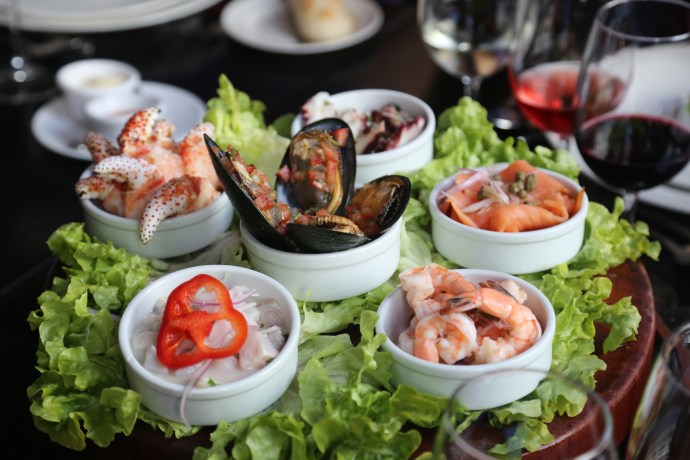 Seafood Extravaganza at Aqui Esta Coco